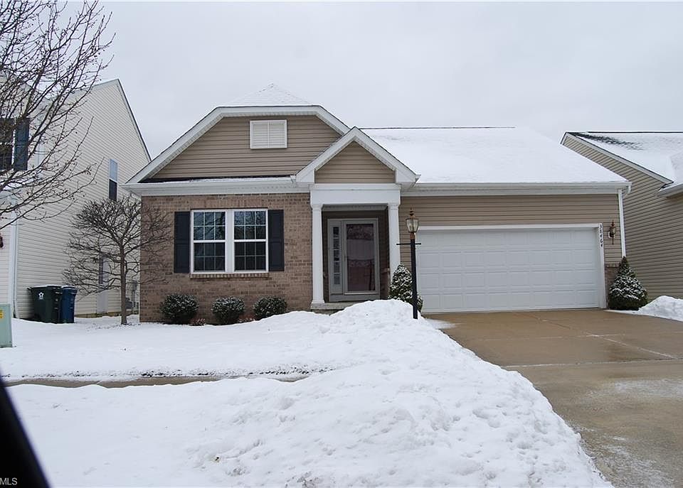 1st image of 38464 Foxglen Ave