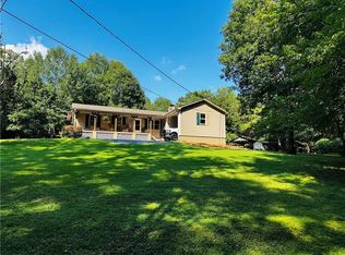 368 Dixon Rd, Demorest, GA 30535