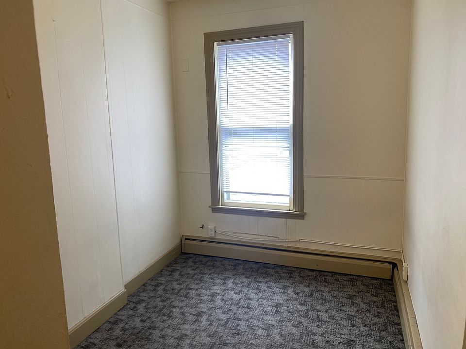2nd image of 119 Division St APT E