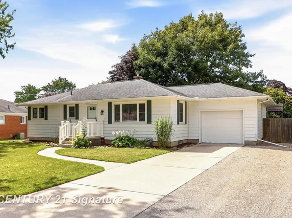 2805 Courtland Pl, Saginaw, MI 48603