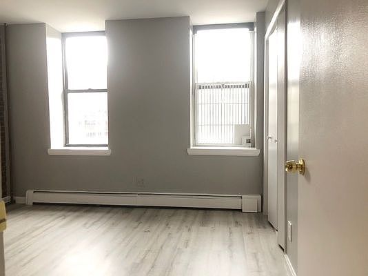 4th image of 173 E 102nd St APT D