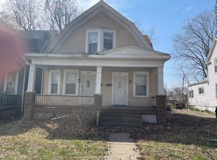 1911 S 7th St, Springfield, IL 62703