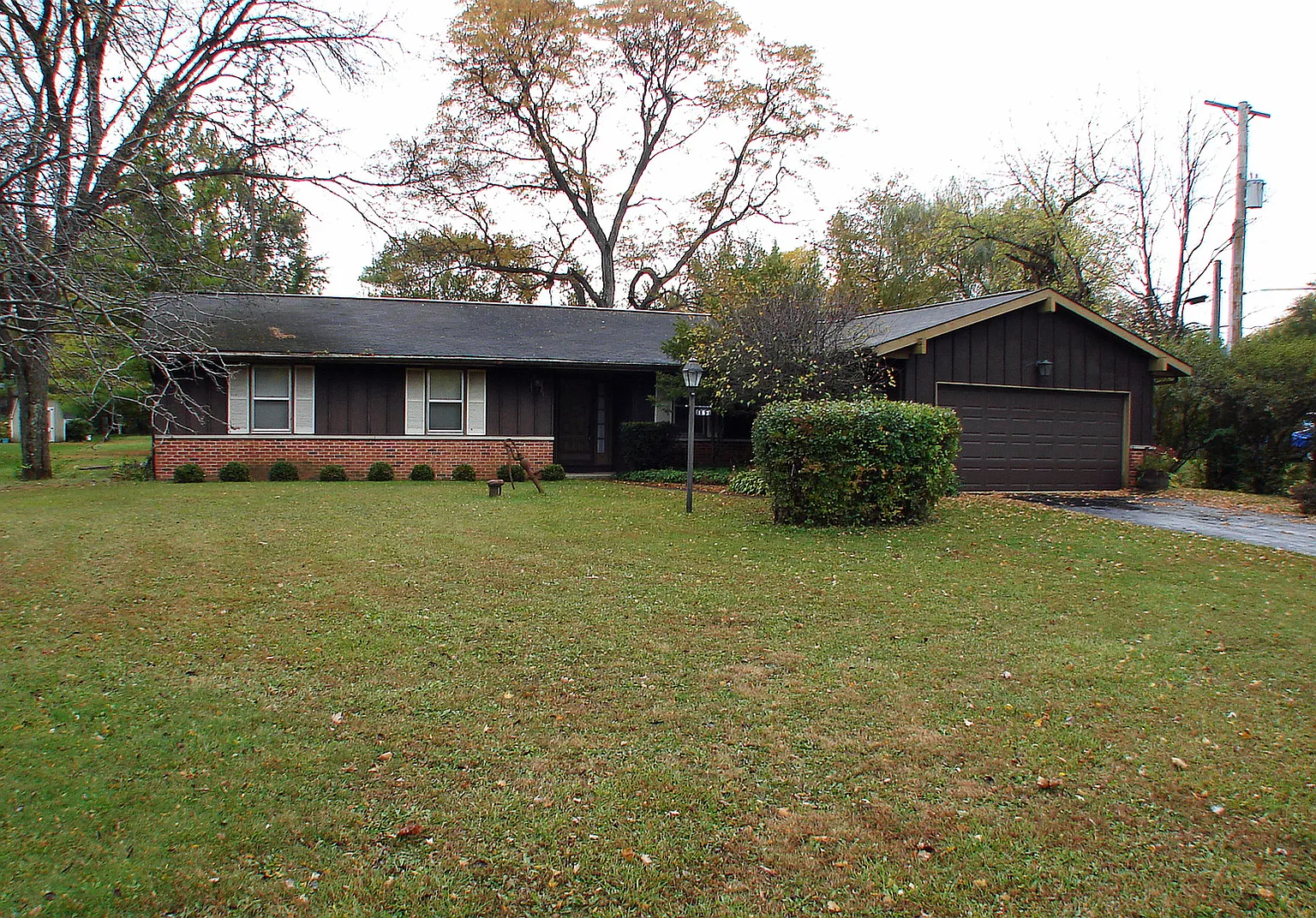 28467 W Lindbergh Dr photo 1