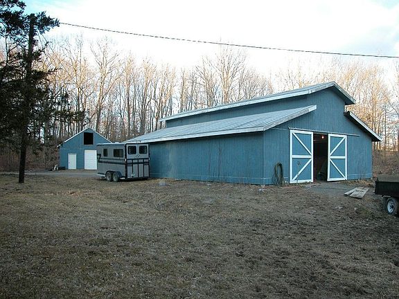 STABLE & GARAGE