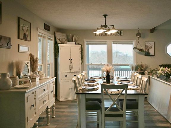 4th image of 291 Phillips Ln