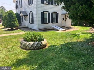 172 N 3rd St APT 1, Oxford, PA 19363