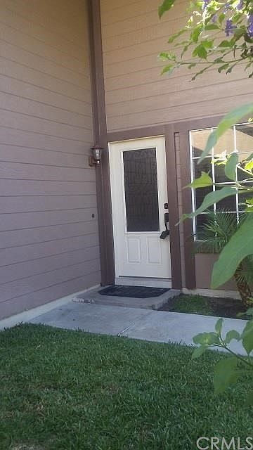 1st image of 9275 Longacres Ave