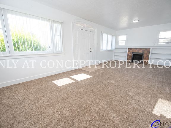 3rd image of 260 W Ardmore Pl #A