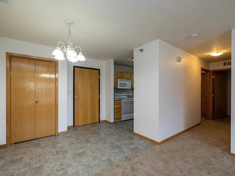 6300 School St — Photo 14