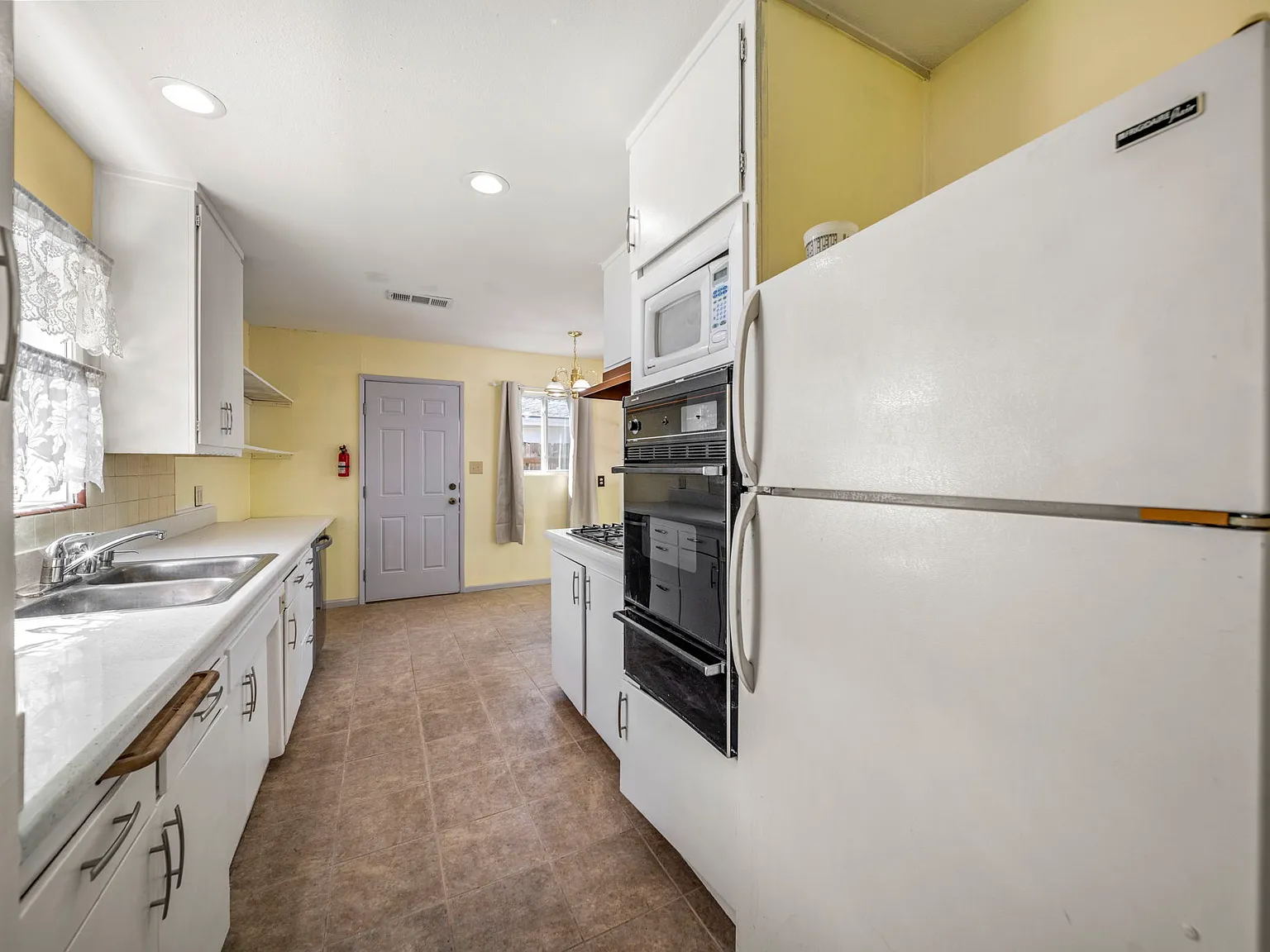 14166 Frame Rd — Photo 3