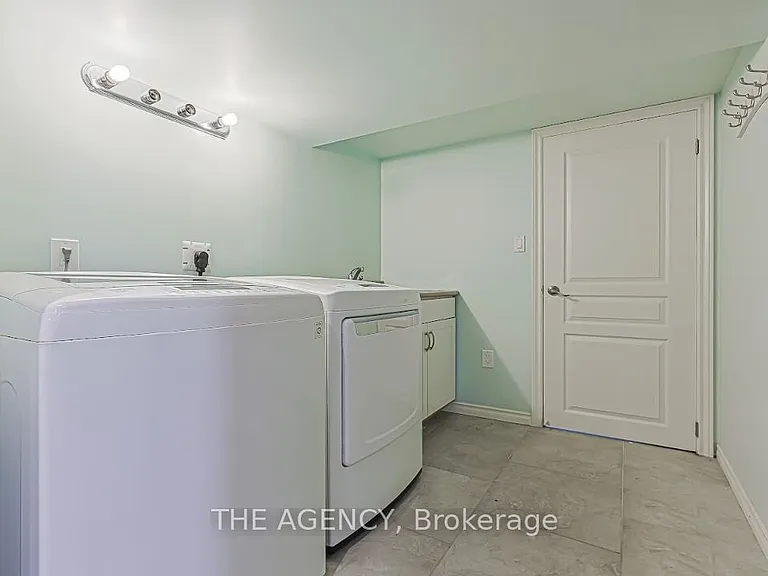 48 Tonner Cres — Photo 39