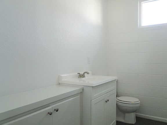 4th image of 307 N Dogwood