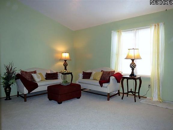 2nd image of 8443 Bridgeport Ln #19