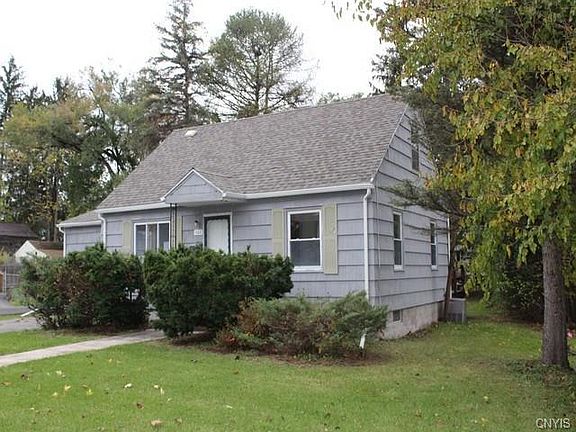 2nd image of 165 Maplewood Ave