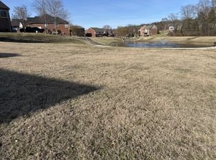 127 Caudill Dr, Hendersonville, TN 37075