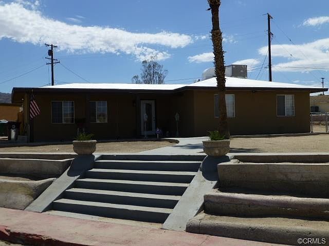 1st image of 73569 El Paseo Dr