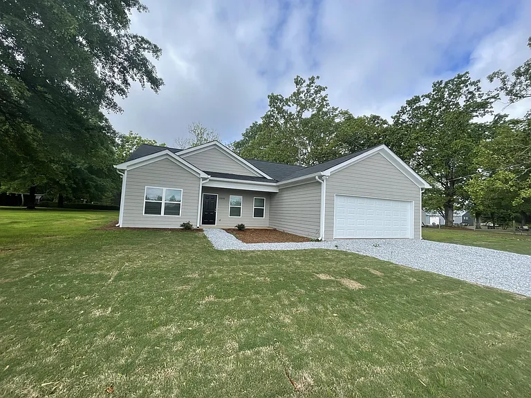 5099 Mars Hill Rd — Photo 2