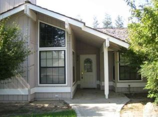 15808 East St, Kerman, CA 93630