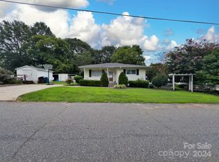 151 Lowrance St, Forest City, NC 28043