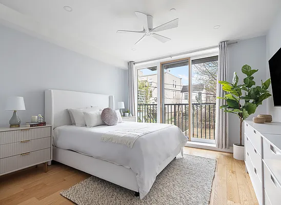 Sold by Compass | media 16