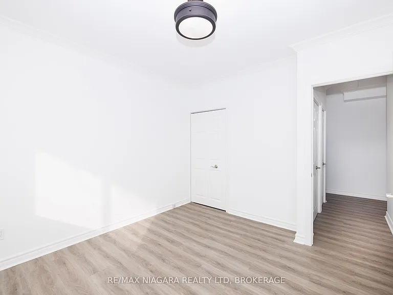 14 Norris Pl #404 — Photo 21