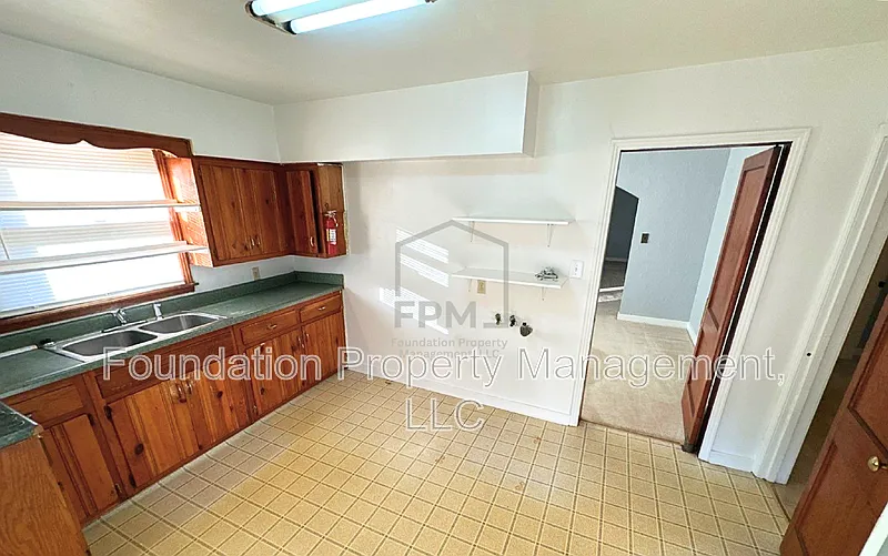 3 bed, 2.0 bath, 1283 sqft, $1,225 — Photo 4