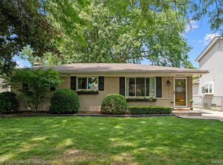 39734 Scottsdale Dr, Canton, MI 48188