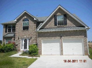 2001 Sawgrass Dr, Hampton, GA 30228