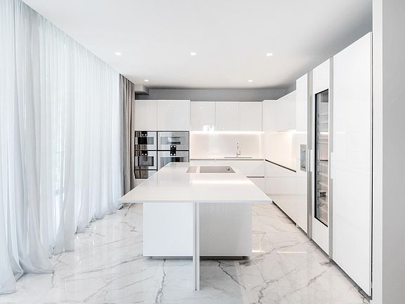 5th image of 10201 Collins Ave #401S