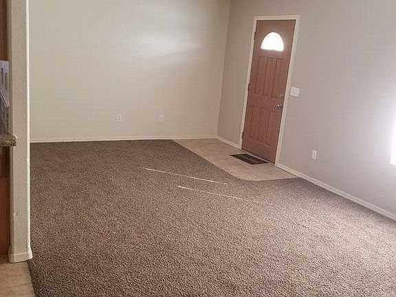 3rd image of 4893 N Famoso Dr