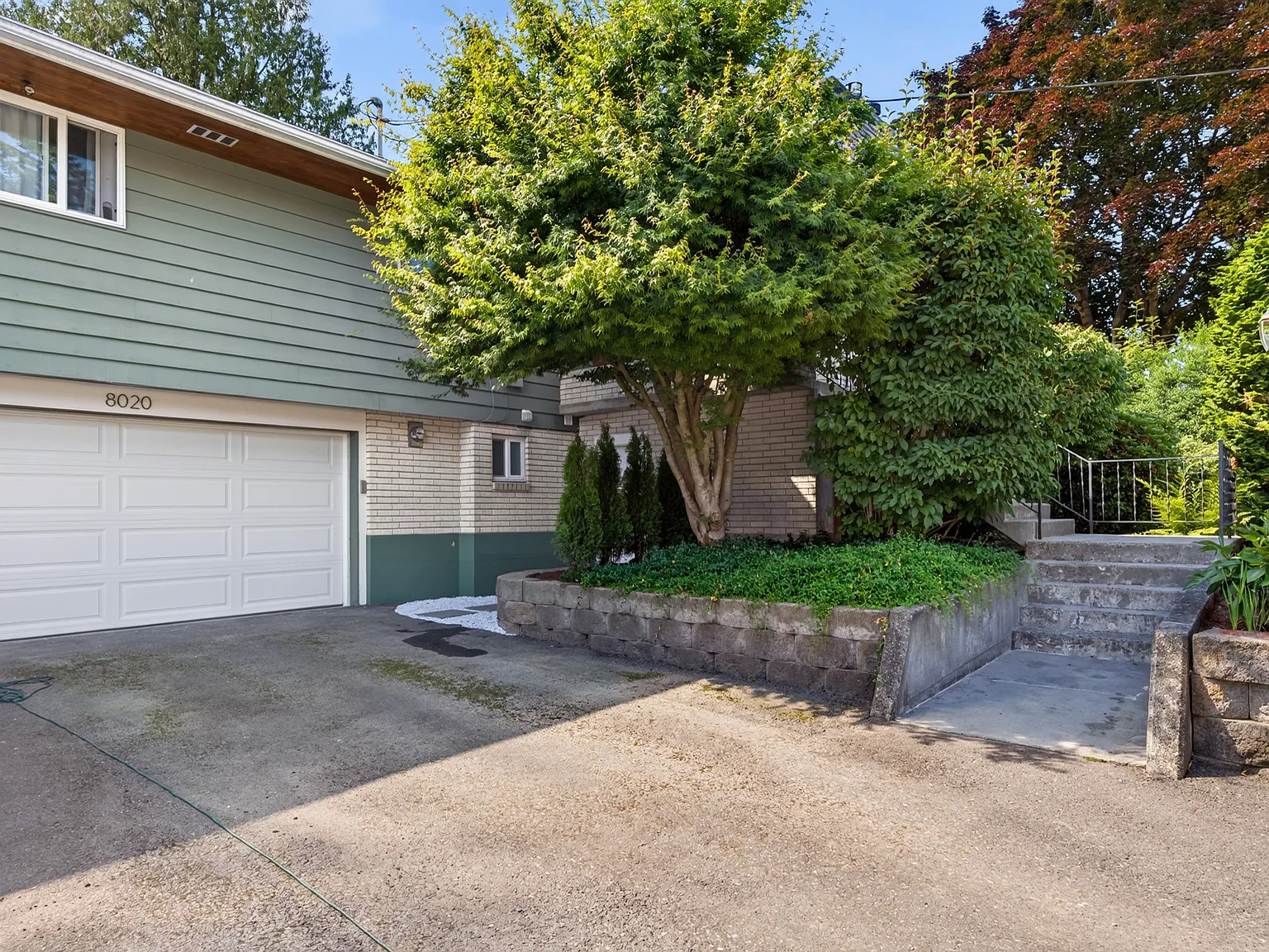 W Glen Dr, Everett — Photo 2