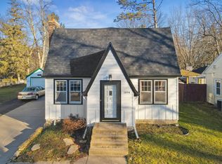 1894 Flandrau St, Saint Paul, MN 55109