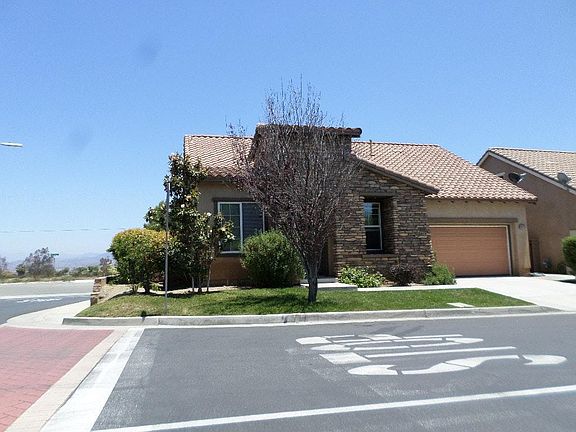2nd image of 35676 Breda Ave