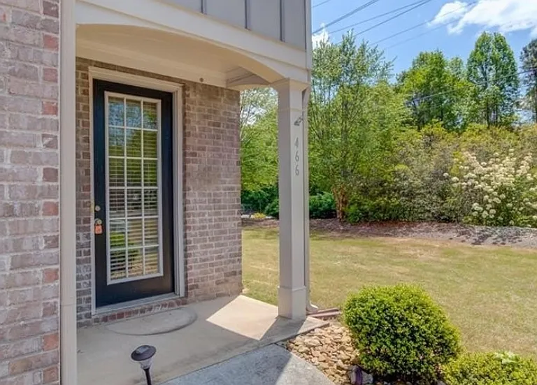 466 Jody Pl — Photo 2