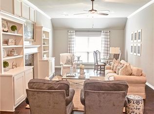 648 Spavinaw Ln, Edmond, OK 73025