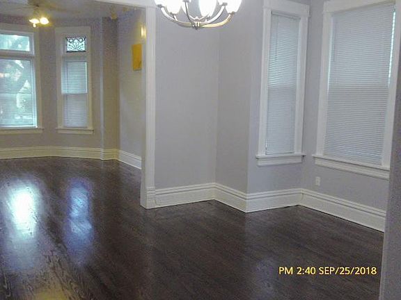 5th image of 3848 N Janssen Ave #1