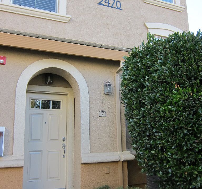 1st image of 2470 Fontana St Unit 3