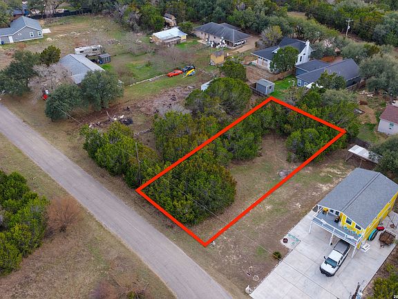 4th image of 1645 Blueridge LOT 1015