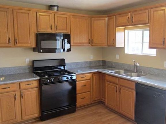 4th image of 1478 E Fairfield Ct