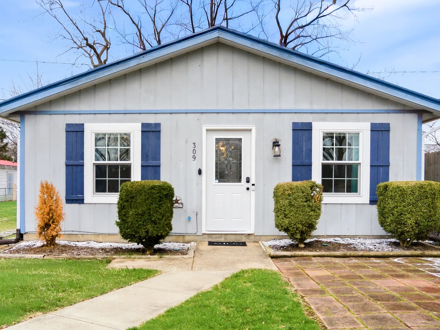 2 bed, 1.0 bath, 780 sqft, $1,900 — Photo 2