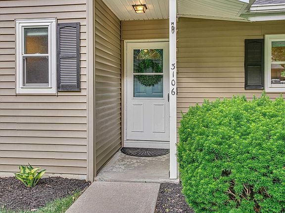 4th image of 3106 S 106th St