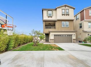 9601 Hawkeye Ln, Anaheim, CA 92804