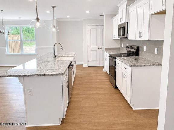5th image of 8389 Snelling Drive
