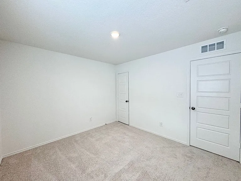 4089 Lily Glade Ln — Photo 28