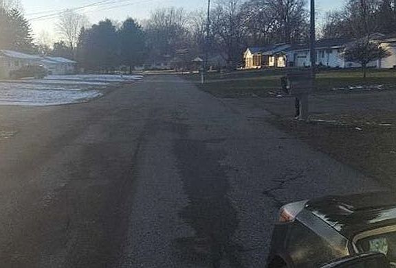 5th image of 423 Gingham Ave