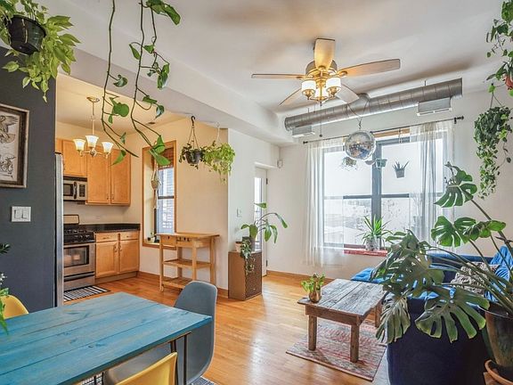 2nd image of 1015 N Campbell Ave APT 2