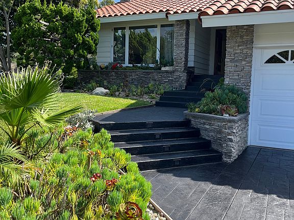3rd image of 29404 Seaspray Dr