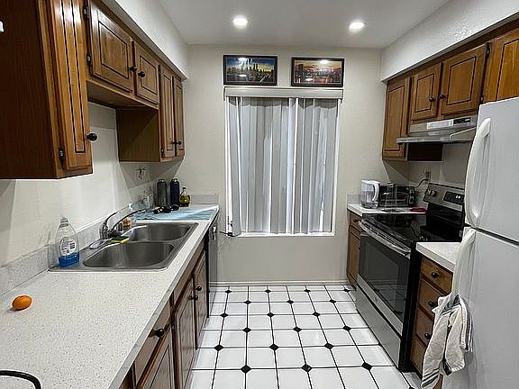 2nd image of 11106 Summertime Ln