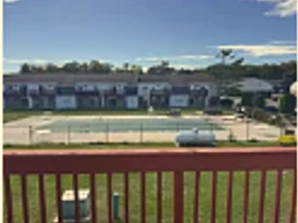 73 Oxford Vlg #73B, Egg Harbor Township, NJ 08234