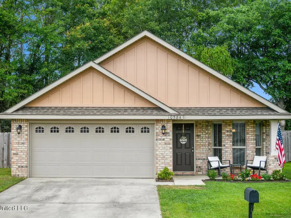 10584 Roundhill Dr, Gulfport, MS 39503
